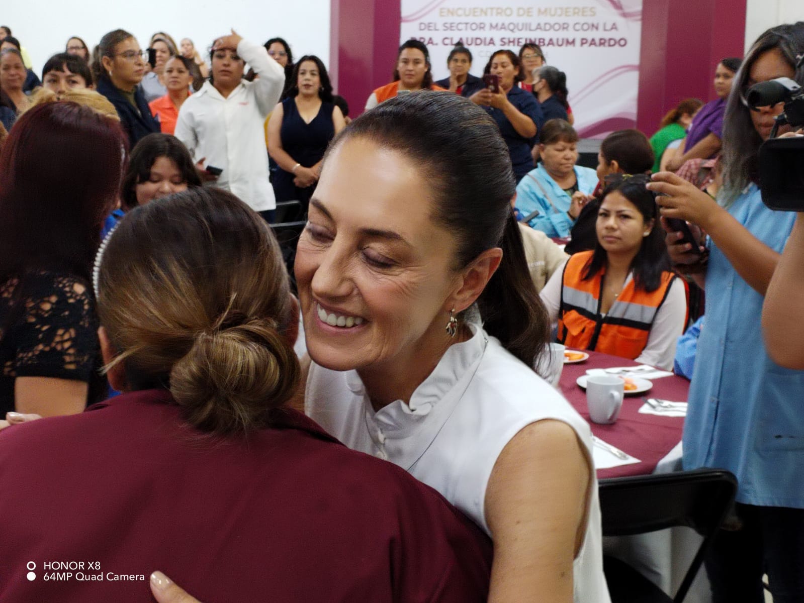 Se Compromete Claudia Sheinbaum A Mejores Condiciones Laborales Para