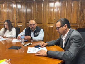 Detectan reincidencia en zonas intervenidas por operativos de reordenamiento urbano.