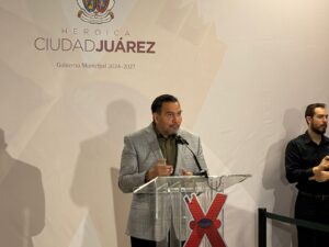Alcalde expone diferencia en costo de patrullas entre Juárez y Chihuahua capital
