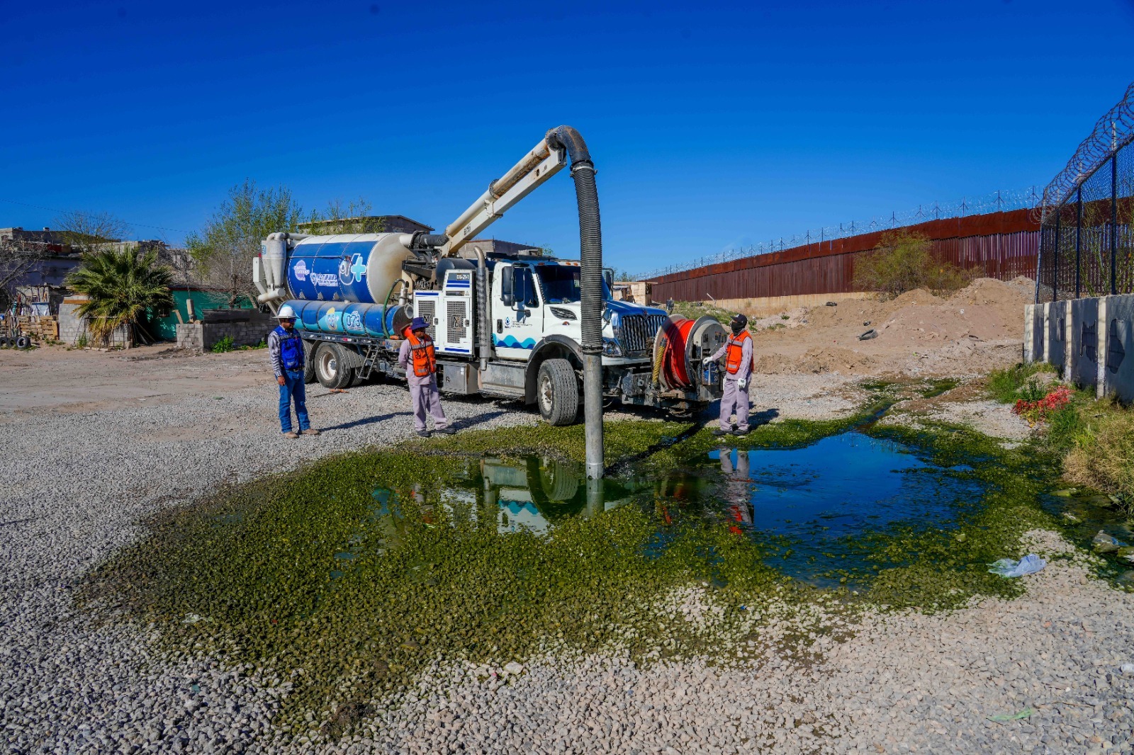 JMAS y autoridades de EE. UU. revisan brotes de aguas residuales en Anapra
