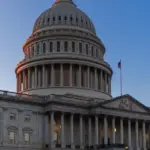 Senado de EE.UU. falla en limitar a Trump en torno a Cuba