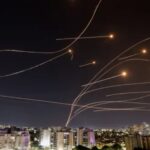 Israel celebra Pésaj bajo sirenas y tensión por ataques