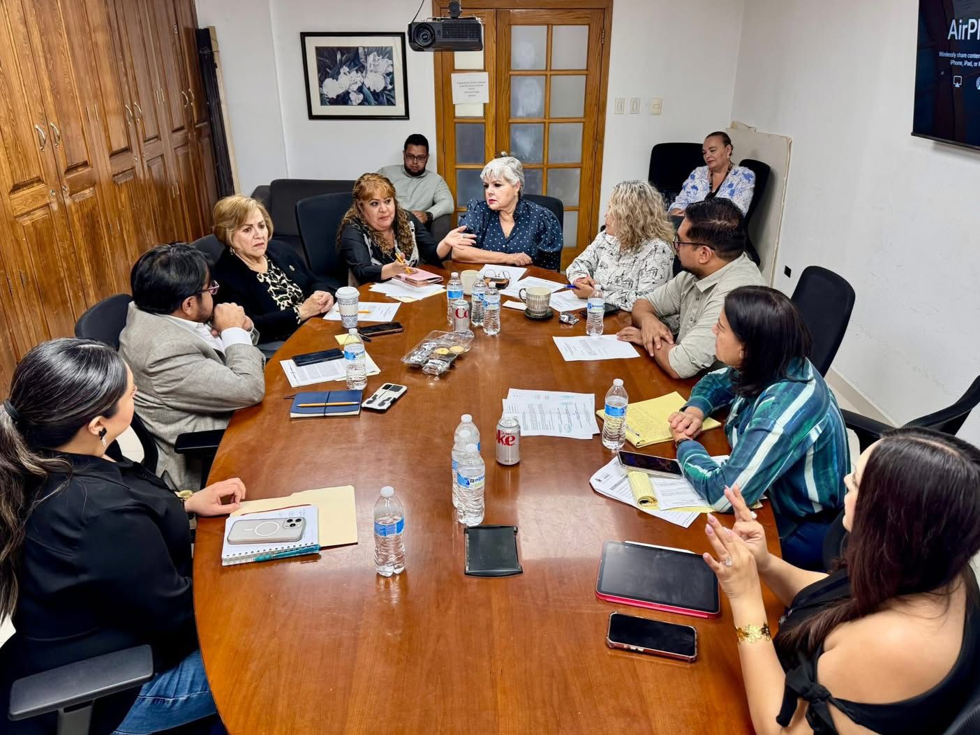 Regidoras promueven campaña permanente para denunciar abuso y maltrato infantil