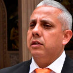 Maestros marcharán el 1 de mayo; exigen aumento salarial y fin de USICAMM