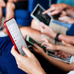 Grecia prohibirá redes sociales a menores de 15 años a partir de 2027