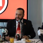 PRI arremete contra Cuauhtémoc Estrada por expulsión de ciudadanos del Congreso