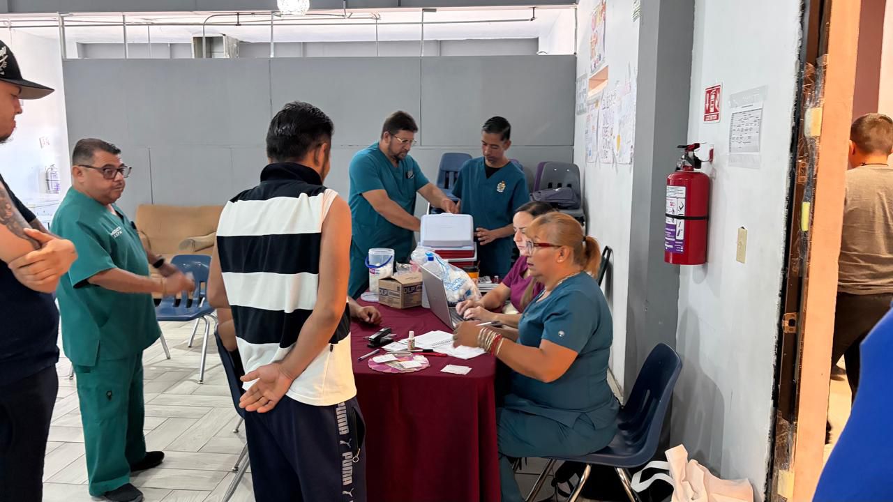 Lleva Salud Municipal campañas preventivas a centros de rehabilitación