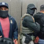 Juez de California bloquea en todo EU políticas migratorias de Trump sobre arrestos en tribunales