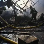 Ataque ruso con drones y misiles balísticos mató a ocho personas en varias regiones ucranias