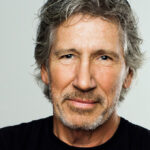 Roger Waters llama “gánster de Miami” al presidente de Ecuador, Daniel Noboa