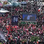 Tiroteo en Mashhad deja dos muertos durante funeral de Jameneí; autoridades descartan atentado