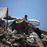 Venezuela: suman 6 mil 461 rescatados de entre los escombros