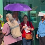 Se deslinda Mayra Chávez por condiciones precarias en las cuales personas adultas esperan su pensión en Bancos del Bienestar.