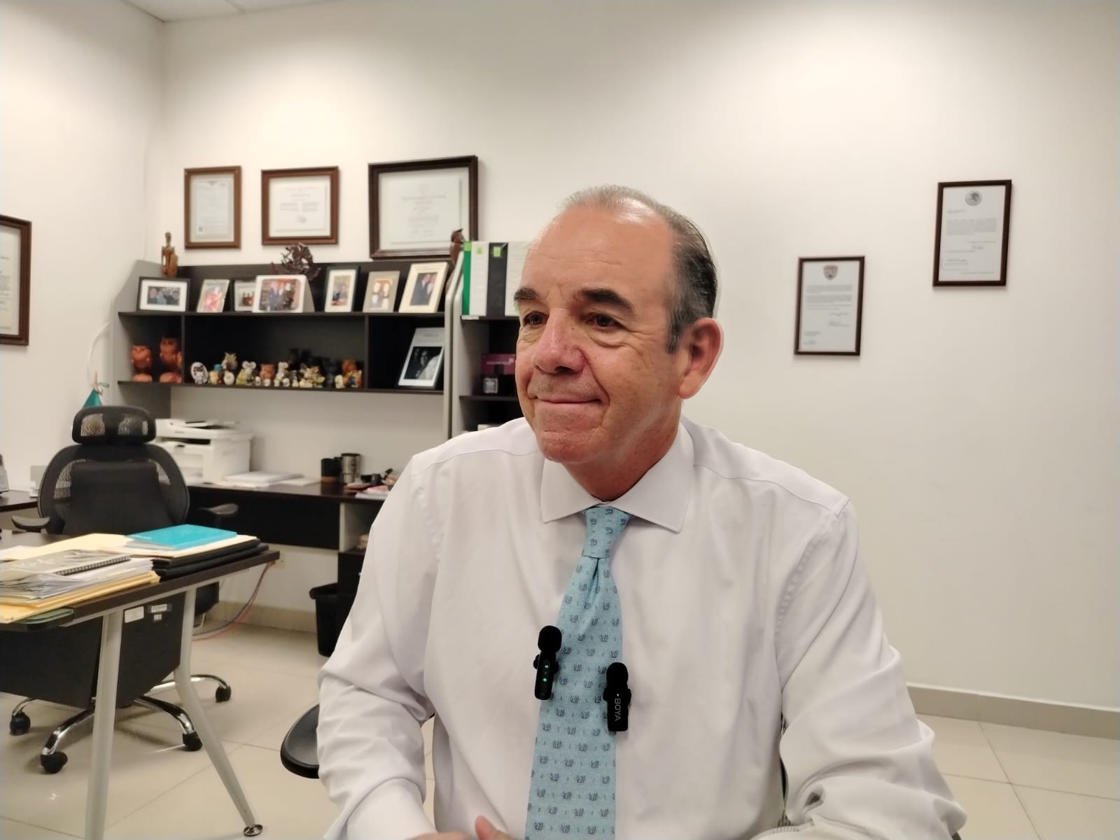 Realizará Ciudad Juarez consulta propia para regulación del uso del celular en clase.