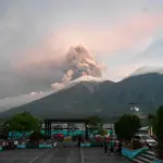 Guatemala, en alerta máxima por actividad del Volcán de Fuego; prevén que ceniza llegue a municipios de Chiapas