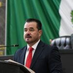 Congreso adecua leyes para garantizar transporte a estudiantes, afirma Óscar Avitia