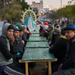 La pobreza vuelve a subir en Argentina bajo el gobierno de Milei; afecta a 15 millones de personas