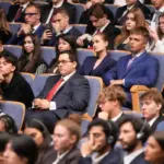 Juez de EU suspende entrada en vigor de restricciones de visas para estudiantes y periodistas extranjeros