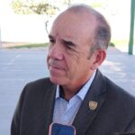 Chihuahua prepara reglamento para regular celulares en las escuelas