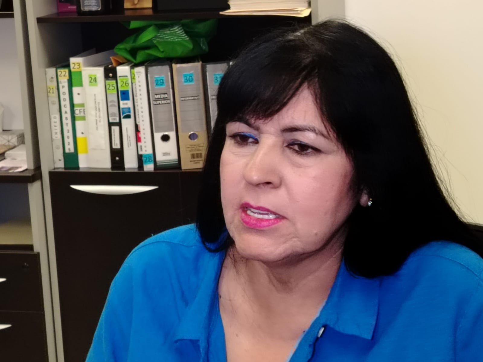 Prevén excepciones para el uso de celulares en escuelas