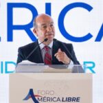 Morena centra su poder en destinar miles de millones de pesos a electores: Felipe Calderón.