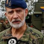 Rey Felipe VI expresa su dolor por el accidente ferroviario en España y envía condolencias a las víctimas