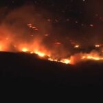 Incendios en California provocan evacuaciones y dejan a miles sin electricidad